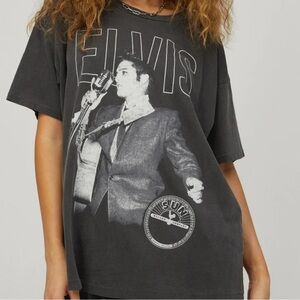 NWOT Daydreamer Elvis Graphic Tee Sz Small
